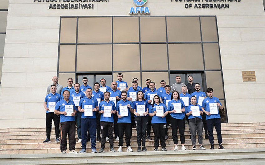 Məşqçi kursuna yekun vuruldu